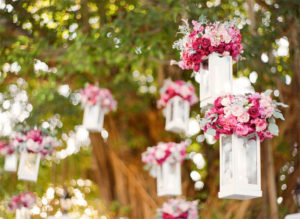 Rustic-decor-lanterns