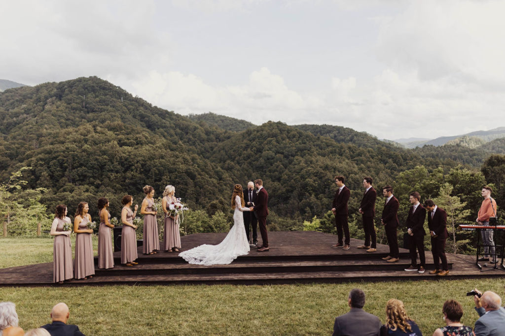 Elope in the mountains