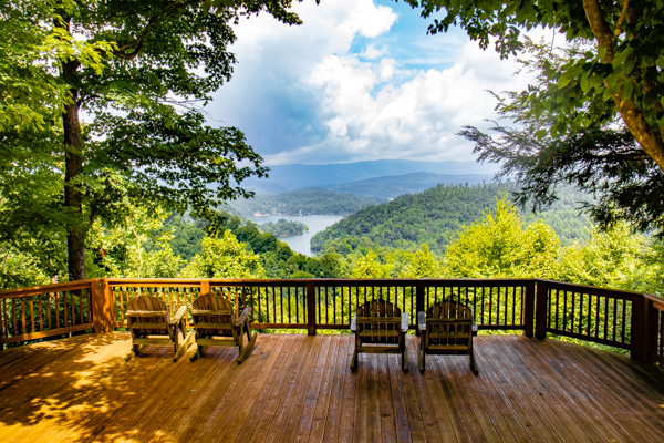 Deck for Eloping in Tennessee